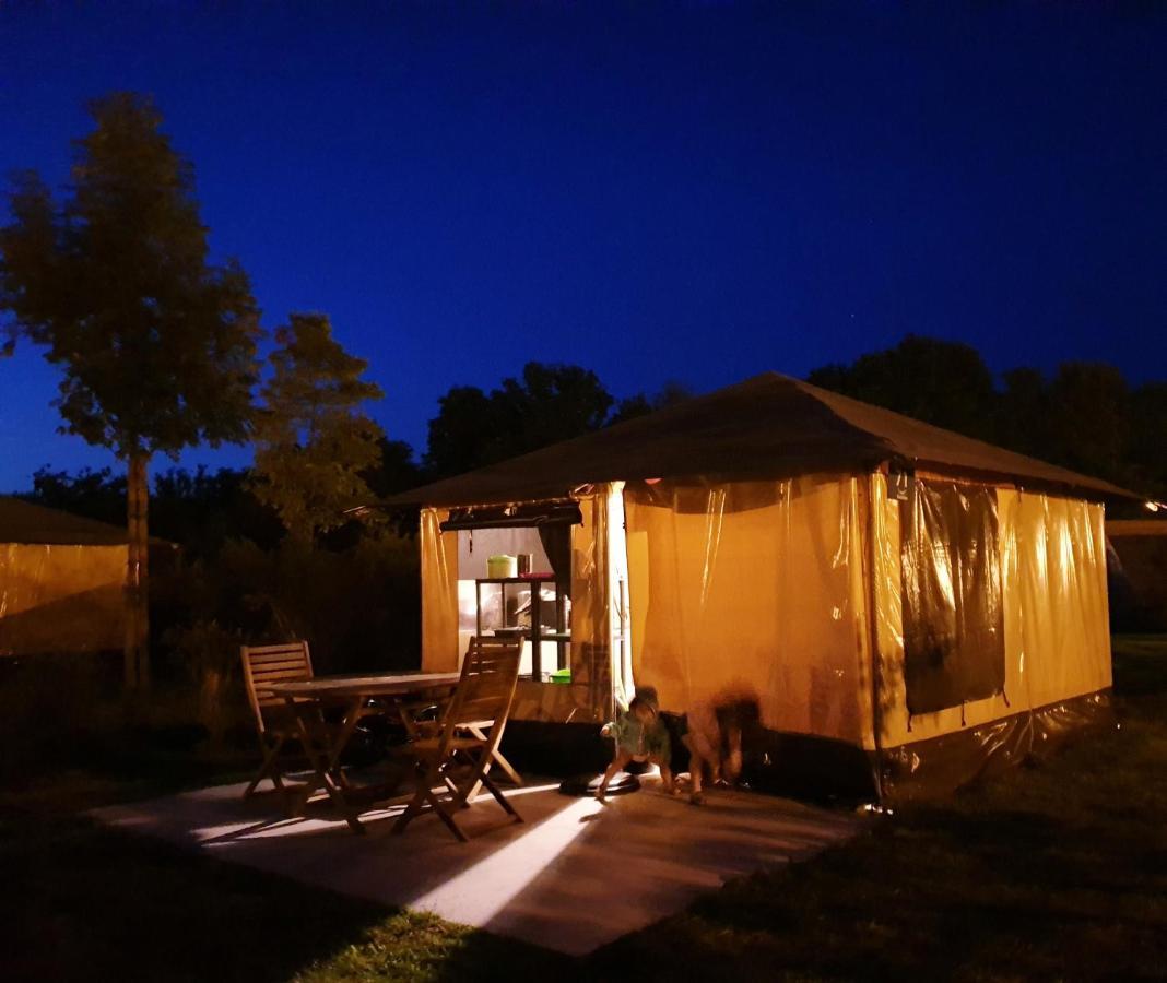 Hotel Camping Aquarev Loudéac Exterior foto